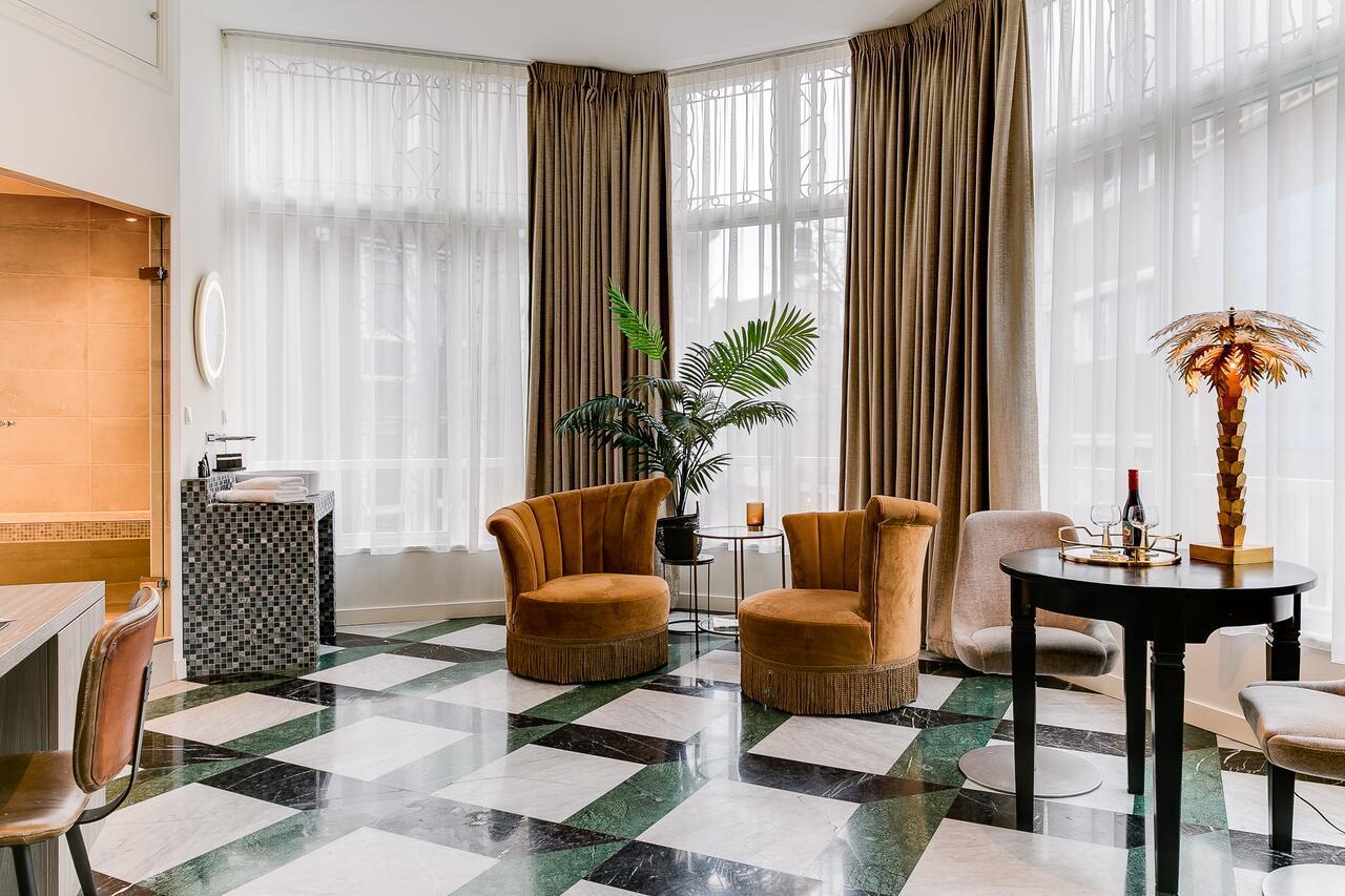 Brasss Hotel Suites Haarlem Eksteriør bilde The interior of the hotel